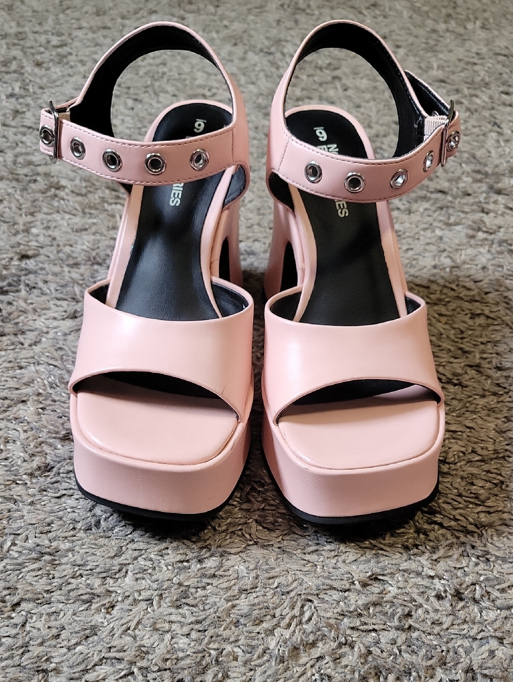 No Boundaries 70's Platform Ankle-Strap Sandals in Light Pink